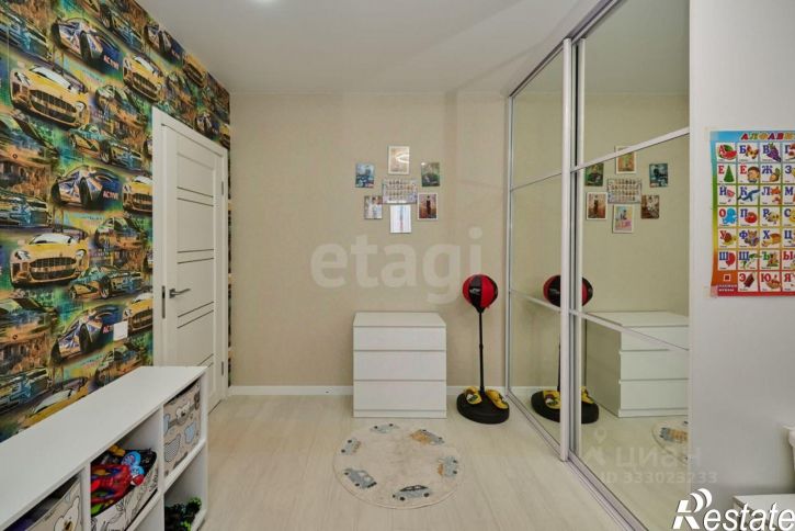 3-комн квартира б-р Строителей, 60 5,  д. 60 5,  к. 5