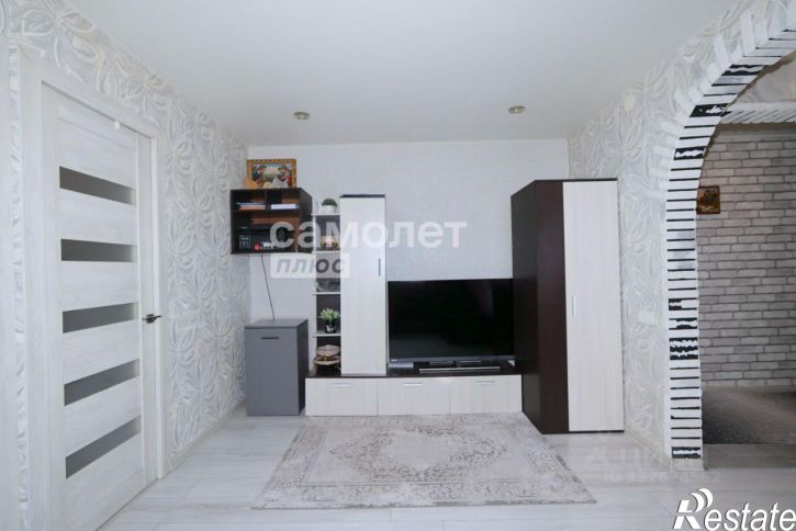 3-комн квартира пр-кт Шахтеров, 22,  д. 22