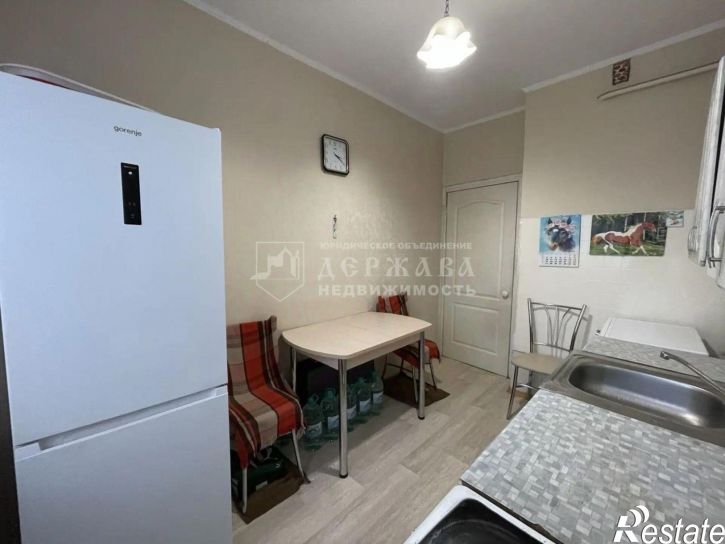 3-комн квартира ул Ермака, 2,  д. 2