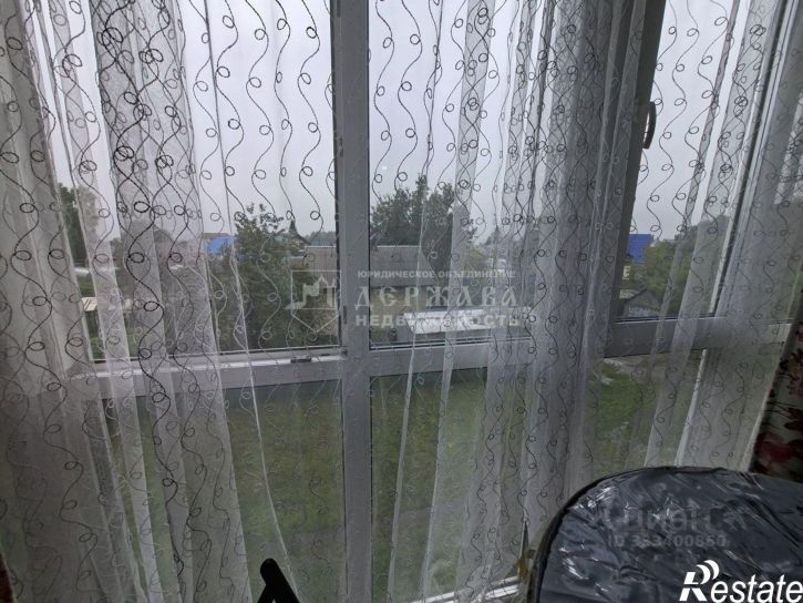 1-комн квартира пр-кт Шахтеров, 61а,  д. 61а