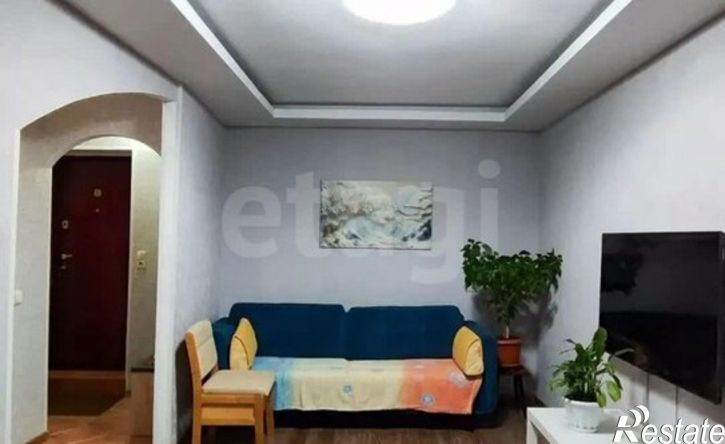 2-комн квартира пр-кт Шахтеров, 77,  д. 77