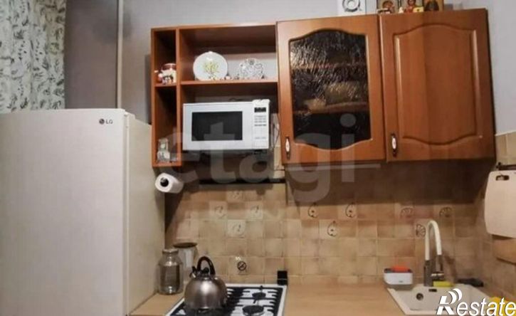 2-комн квартира пр-кт Шахтеров, 77,  д. 77
