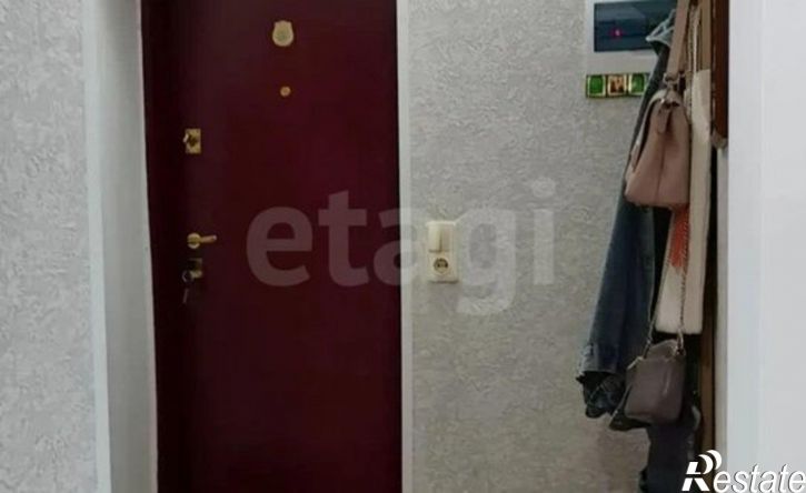 2-комн квартира пр-кт Шахтеров, 77,  д. 77