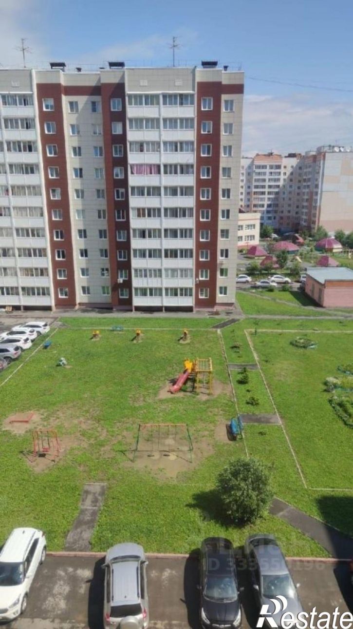 3-комн квартира ул Авроры, 10,  д. 10