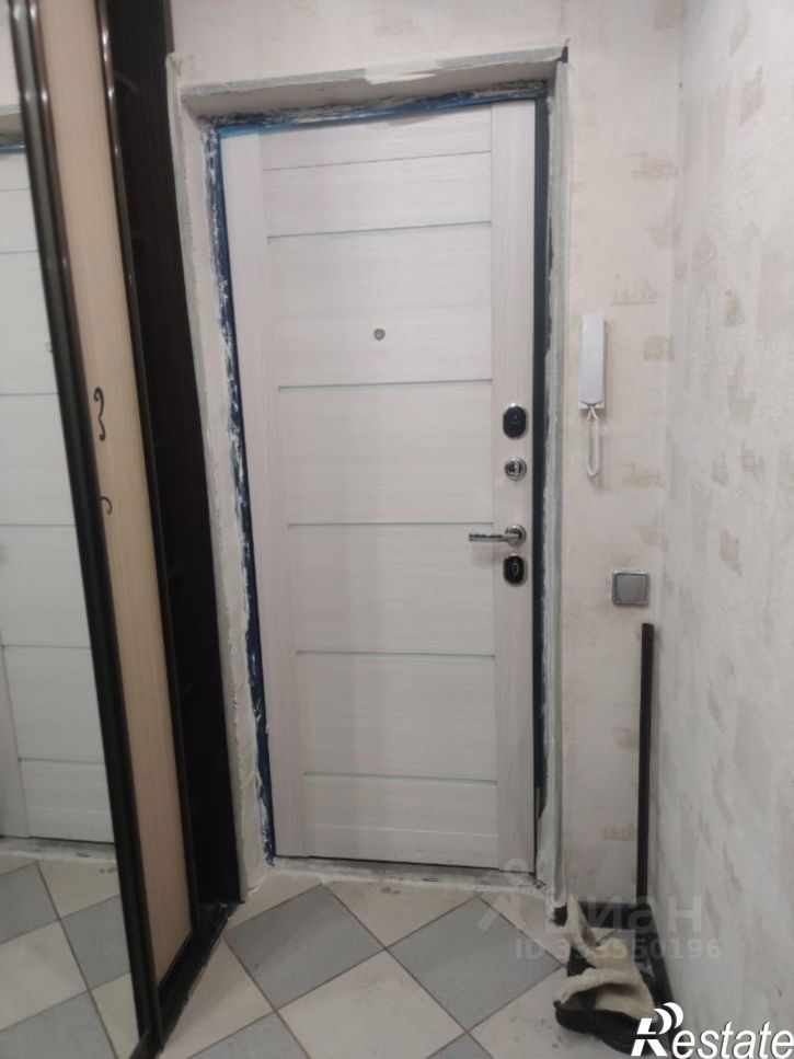 3-комн квартира ул Авроры, 10,  д. 10