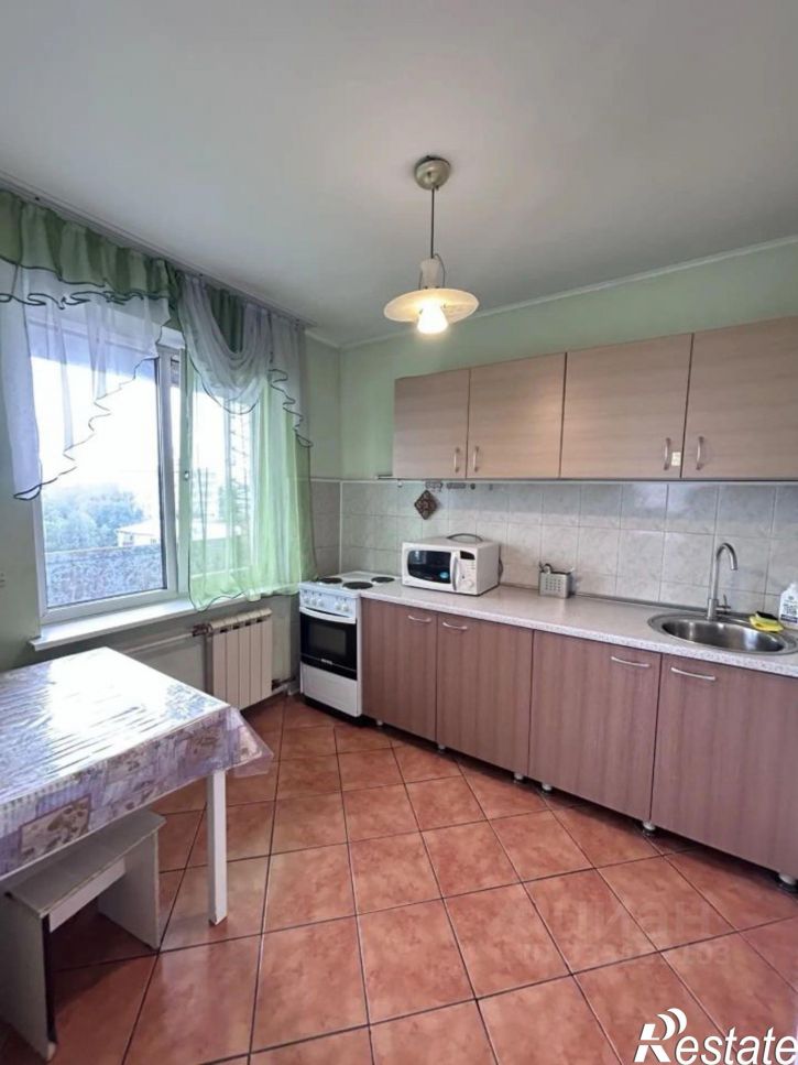 2-комн квартира Октябрьский пр-кт, 15,  д. 15