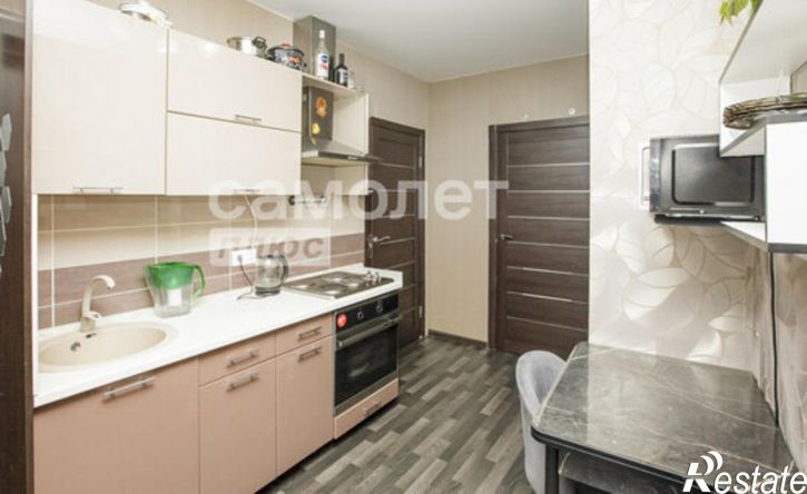 2-комн квартира пр-кт Шахтеров, 74а,  д. 74а