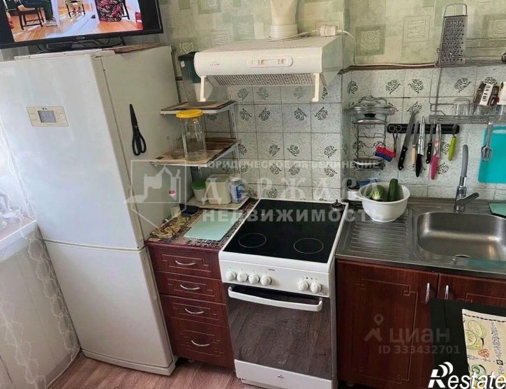 3-комн квартира Инициативная улица, 99,  д. 99