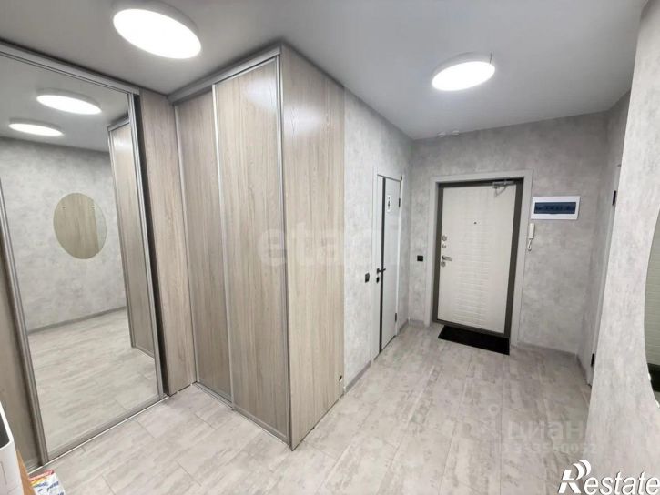 4-комн квартира Молодёжный проспект, 19,  д. 19