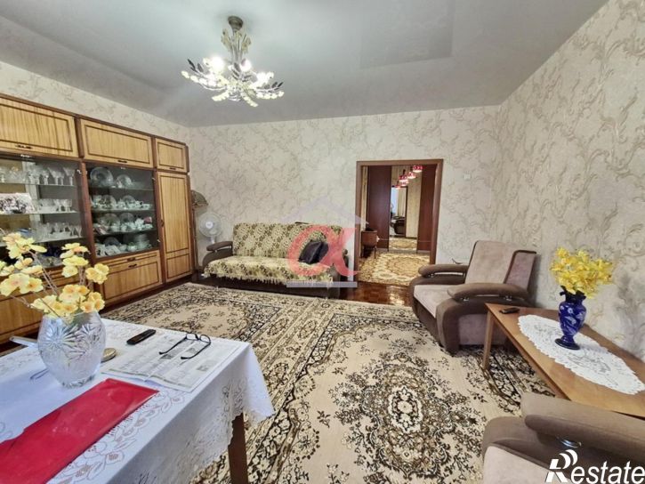3-комн квартира Красная улица, 4