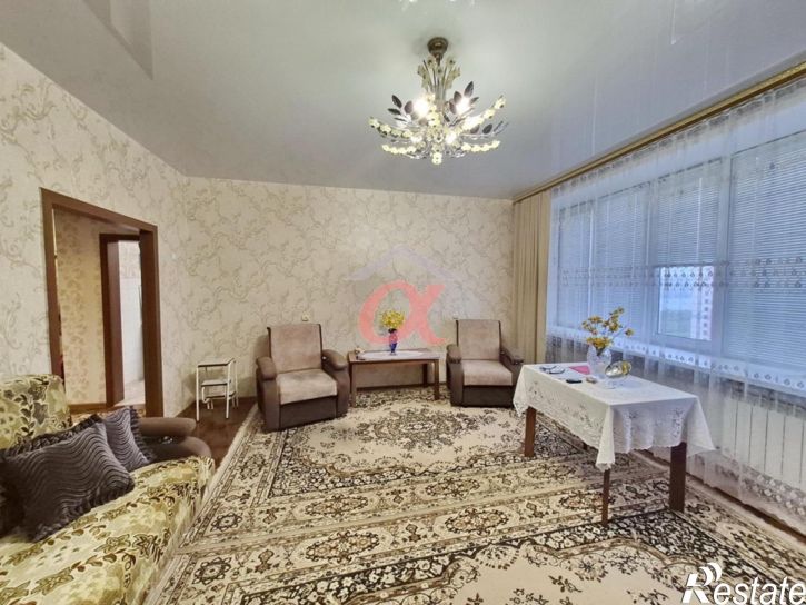 3-комн квартира Красная улица, 4