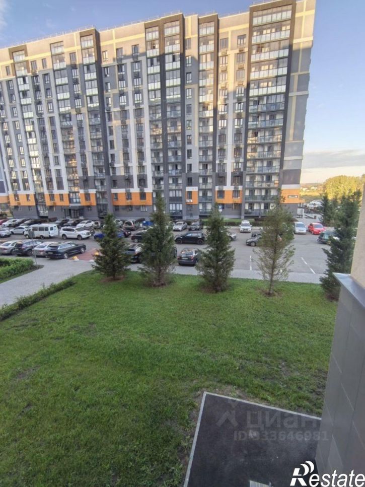 3-комн квартира бульвар Строителей, 60 к5,  д. 60 к5