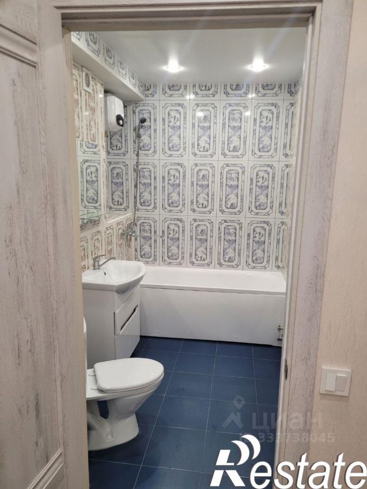 2-комн квартира улица Веры Волошиной, 32,  д. 32