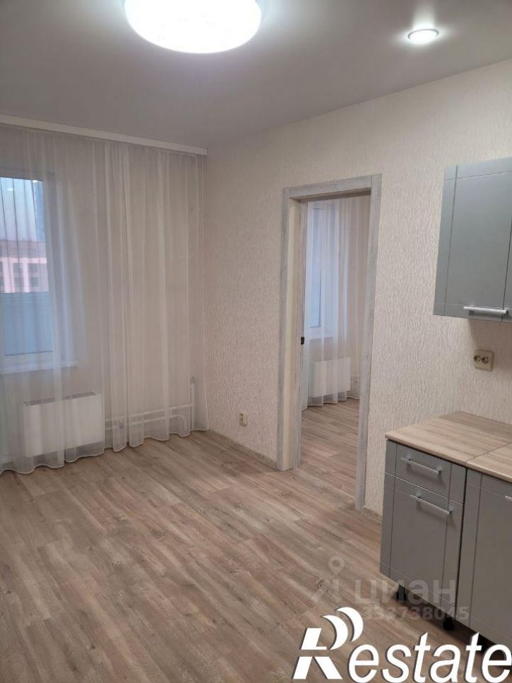 2-комн квартира улица Веры Волошиной, 32,  д. 32