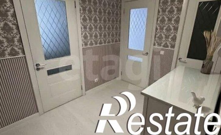 2-комн квартира улица Гагарина, 52,  д. 52