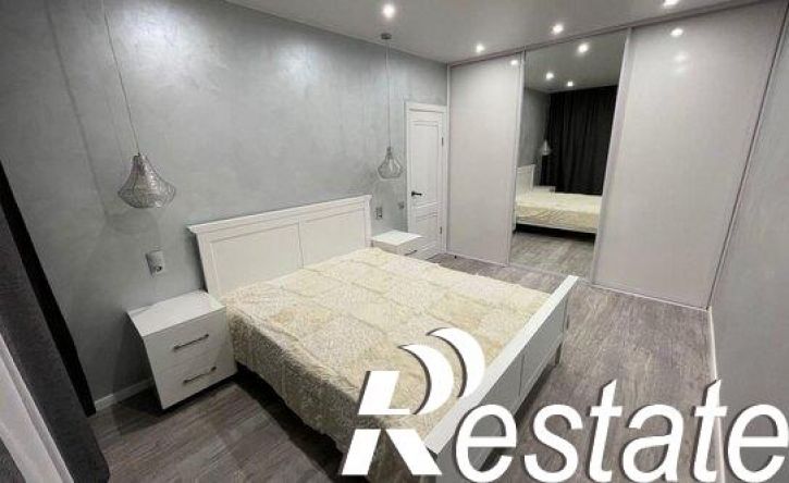 2-комн квартира улица Сарыгина, 33,  д. 33