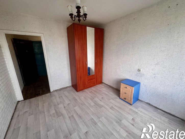 Комната бульвар Строителей, 52,  д. 52