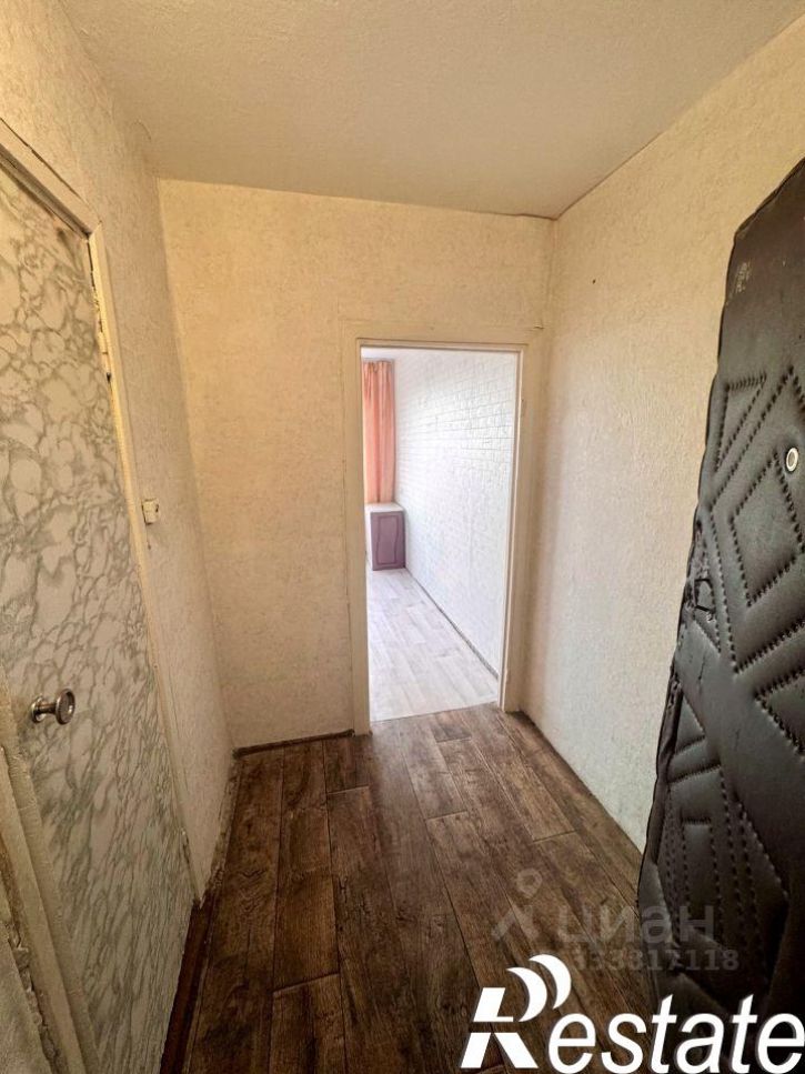 Комната бульвар Строителей, 52,  д. 52