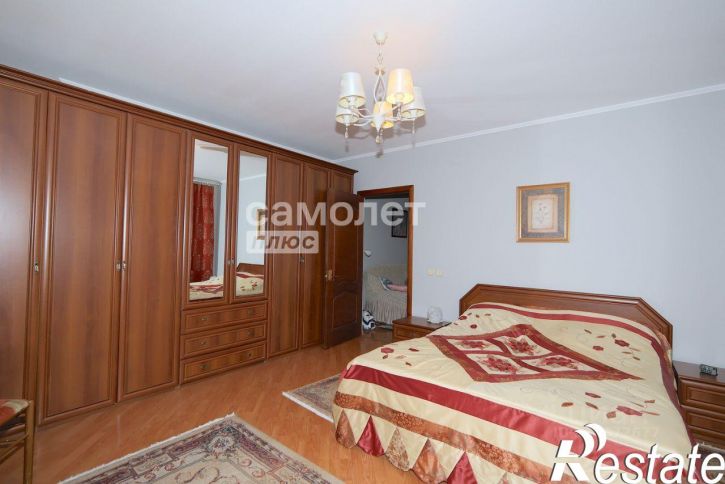3-комн квартира Октябрьский проспект, 105,  д. 105