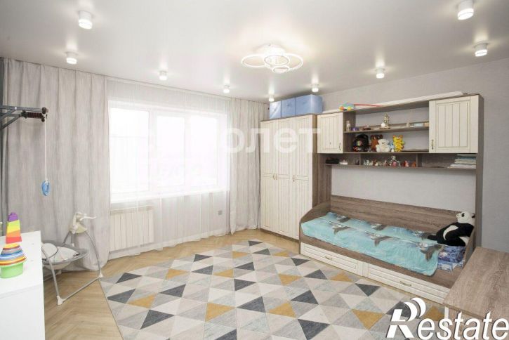 3-комн квартира Молодёжный проспект, 15,  д. 15