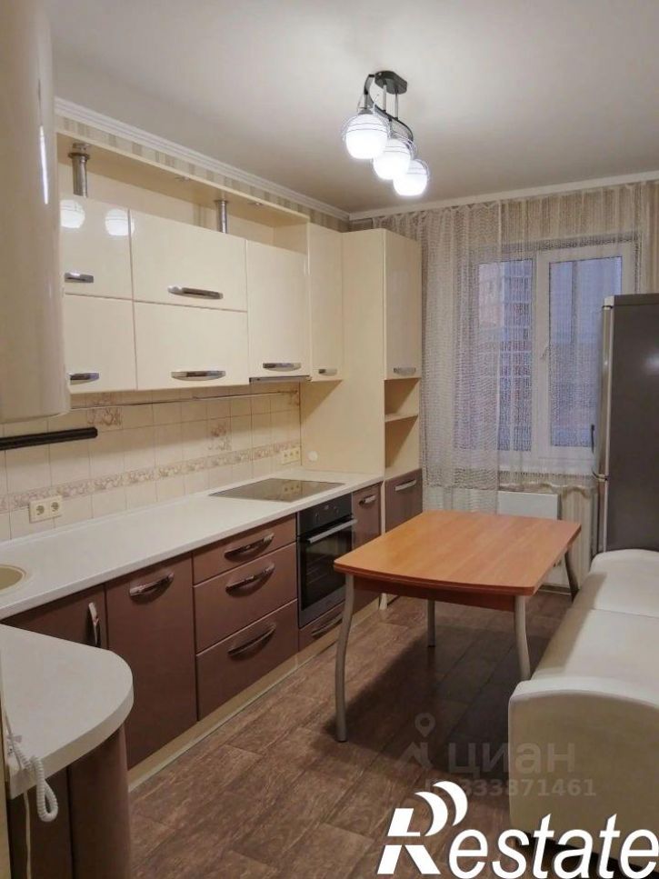 2-комн квартира проспект Шахтёров, 84,  д. 84