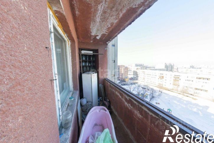 4-комн квартира Космическая улица, 37,  д. 37
