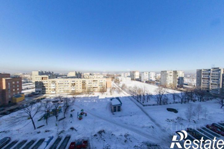 4-комн квартира Космическая улица, 37,  д. 37