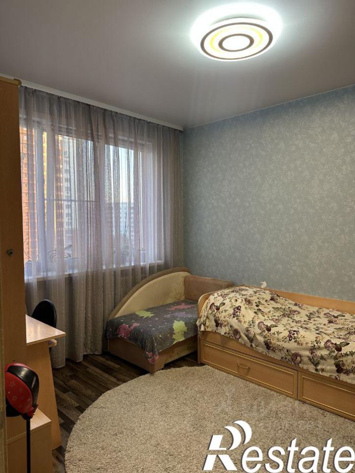 3-комн квартира Московский проспект, 18 к6,  д. 18 к6