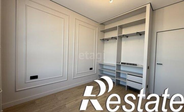 2-комн квартира улица 1-я Линия, 24,  д. 24