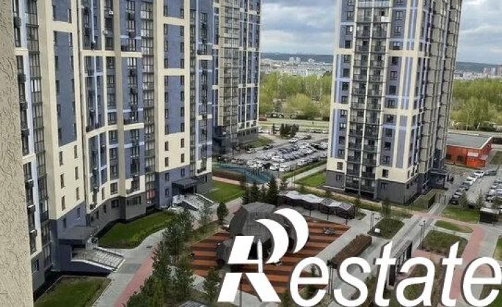 3-комн квартира бульвар Строителей, 60 к5,  д. 60 к5