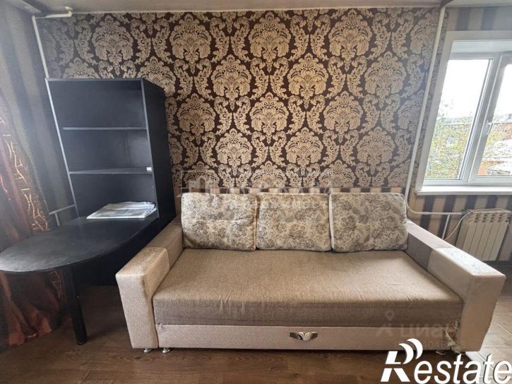 2-комн квартира улица Сибиряков-Гвардейцев, 302,  д. 302