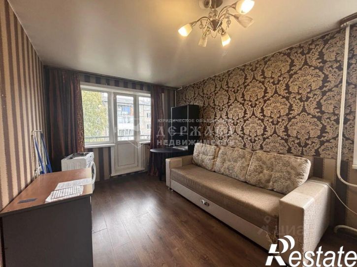 2-комн квартира улица Сибиряков-Гвардейцев, 302,  д. 302