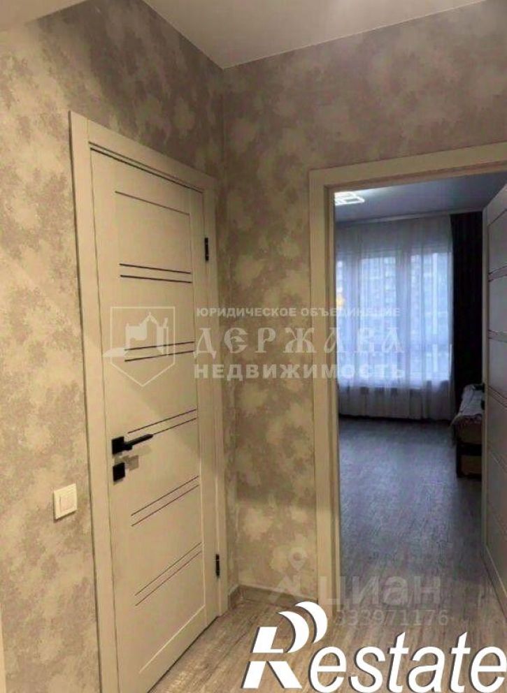 3-комн квартира бульвар Строителей, 60 к2,  д. 60 к2