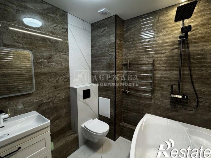 2-комн квартира Октябрьский проспект, 32А к1,  д. 32А к1