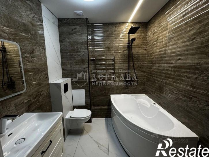 2-комн квартира Октябрьский проспект, 32А к1,  д. 32А к1