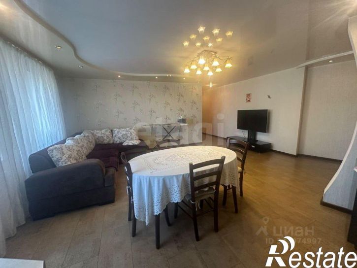 3-комн квартира улица Сибиряков-Гвардейцев, 22А,  д. 22А