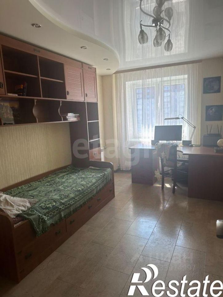 3-комн квартира улица Сибиряков-Гвардейцев, 22А,  д. 22А