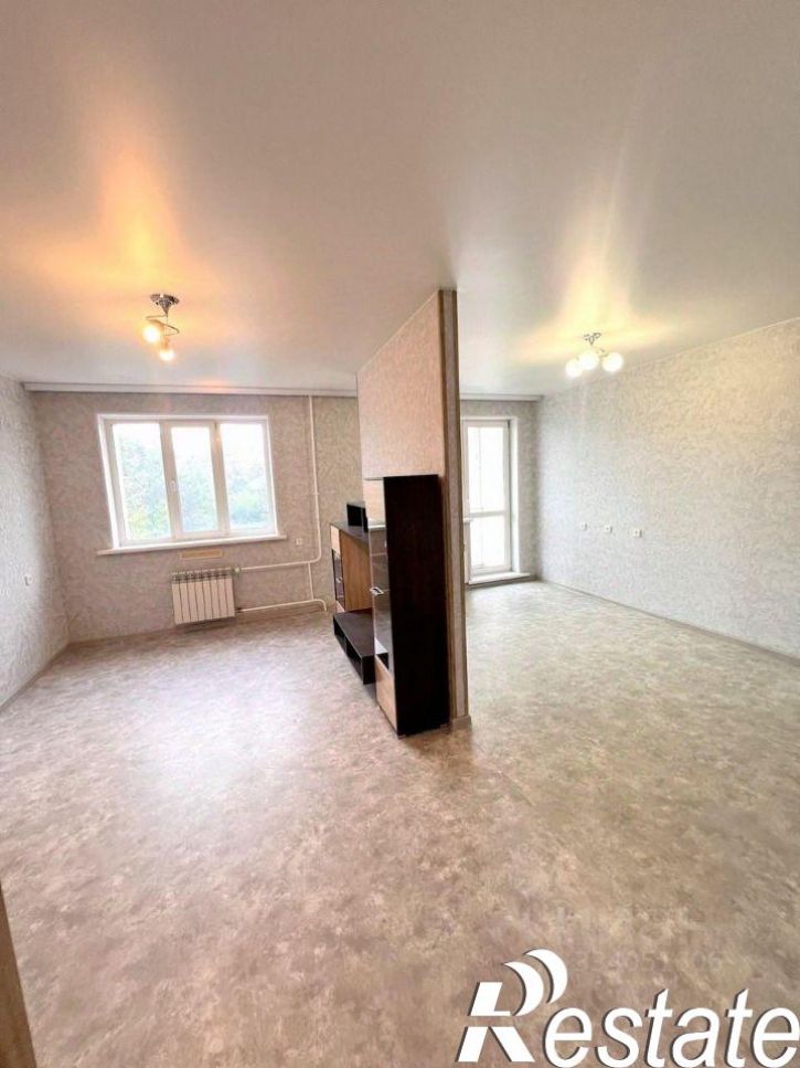 3-комн квартира улица Веры Волошиной, 13Б,  д. 13Б