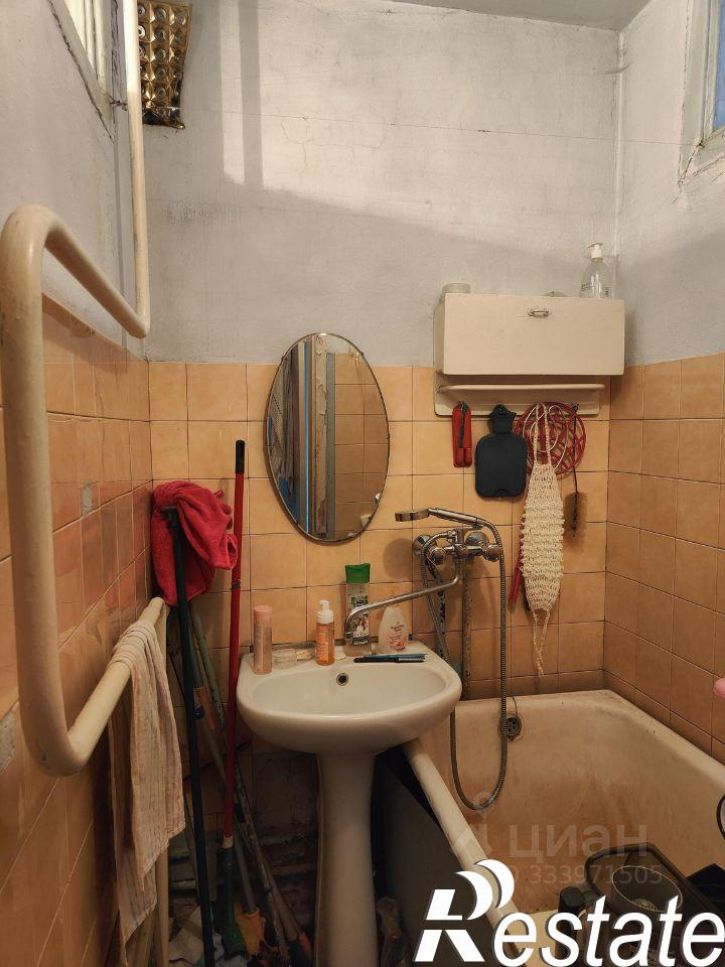3-комн квартира Тайгинская улица, 8Б,  д. 8Б