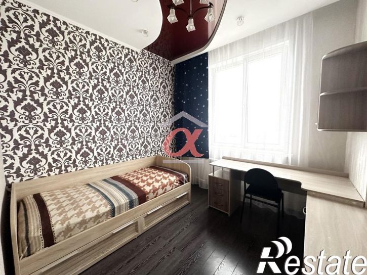 4-комн квартира Окружная улица, 32