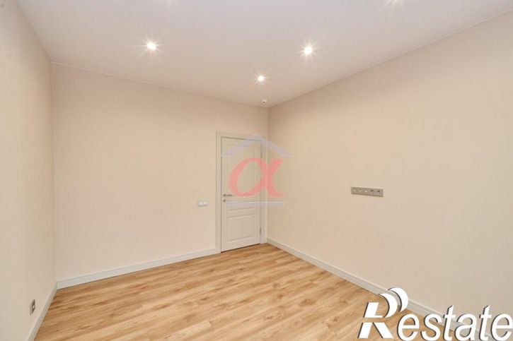 2-комн квартира Строителей бульвар, 60к2