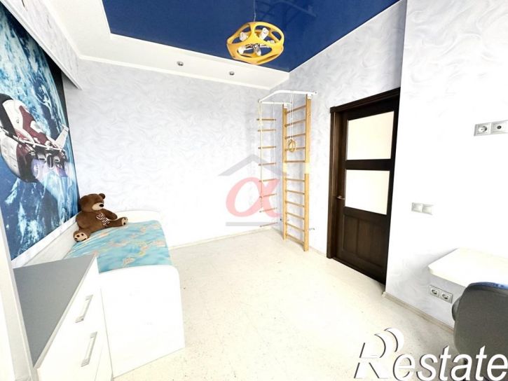 4-комн квартира Окружная улица, 32