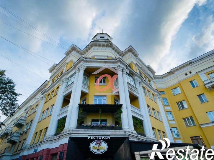 3-комн квартира Орджоникидзе улица, 4