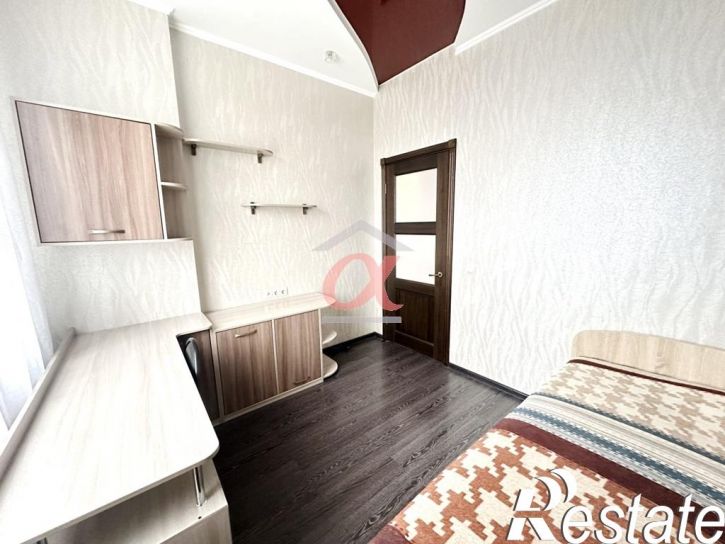 4-комн квартира Окружная улица, 32