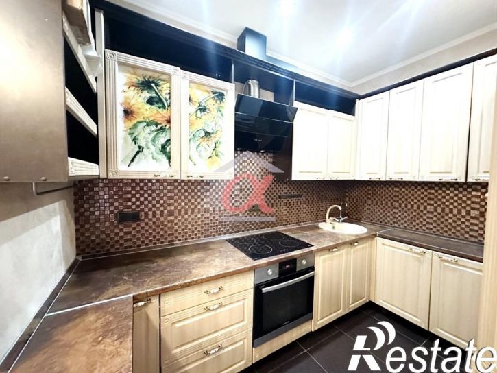 4-комн квартира Окружная улица, 32