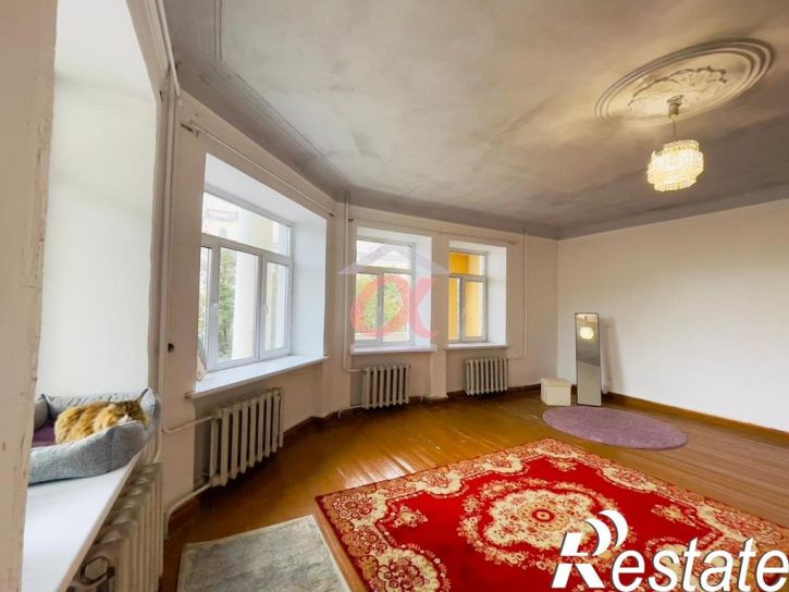 3-комн квартира Орджоникидзе улица, 4