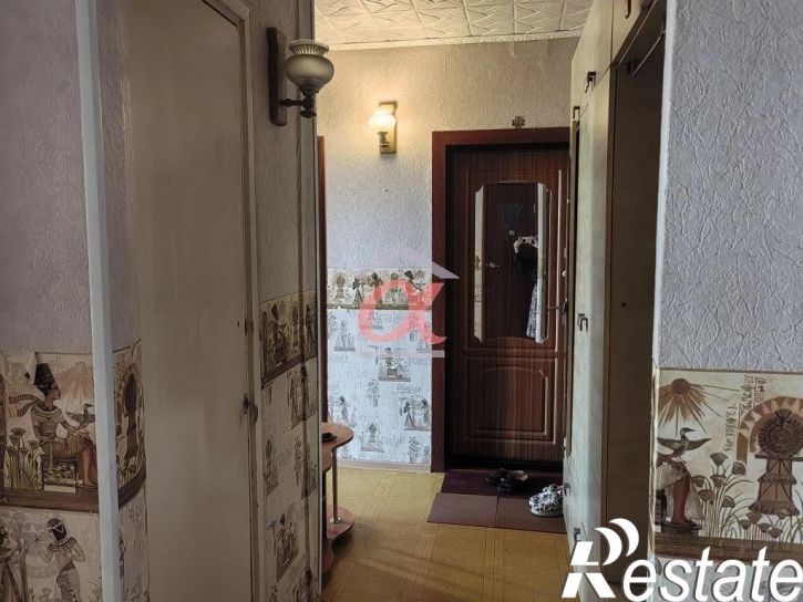 4-комн квартира Комсомольский проспект, 49