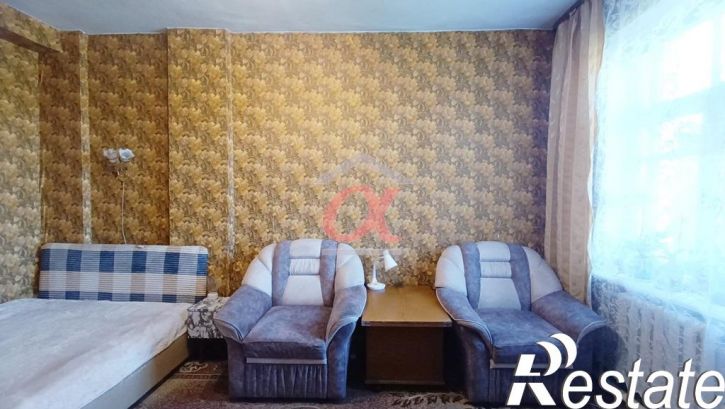 3-комн квартира Славы улица, 19