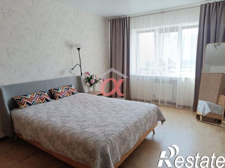 3-комн квартира Веры Волошиной улица, 41Б