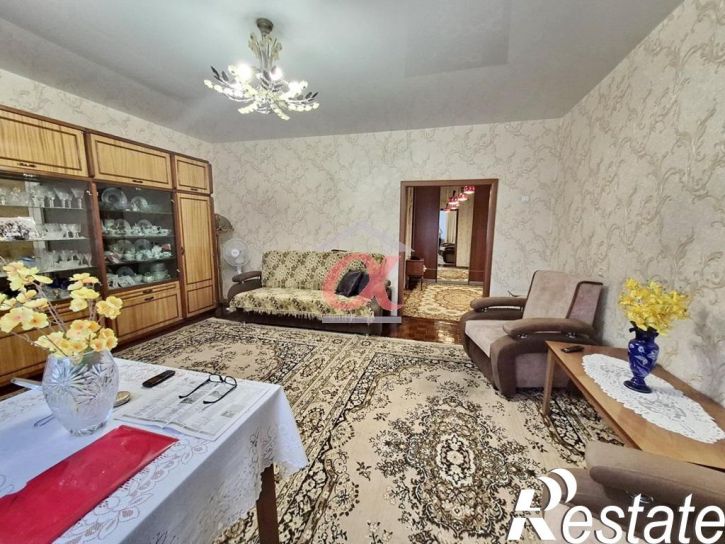 3-комн квартира Красная улица, 4